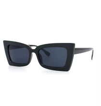 Load image into Gallery viewer, Women Sunglasses SSS01011
